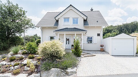 Bauherren: Familie Lübker aus Butzbach - Hanse Haus Fertighaus: Bauherren Familie Lübker aus Butzbach