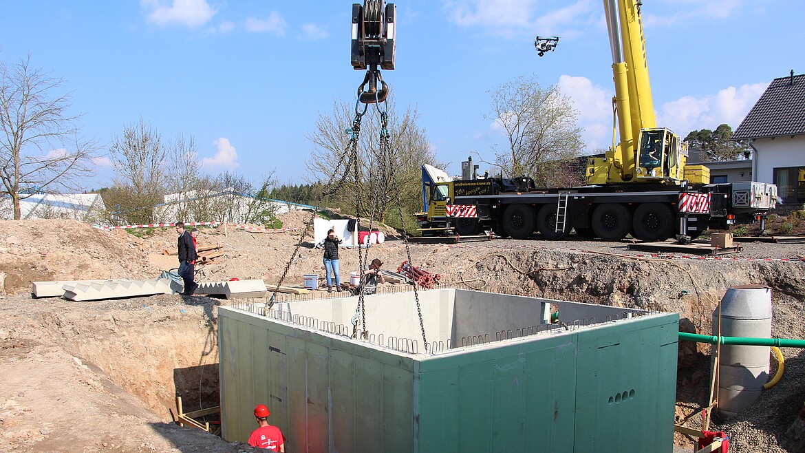 Fertighaus: Montage Keller